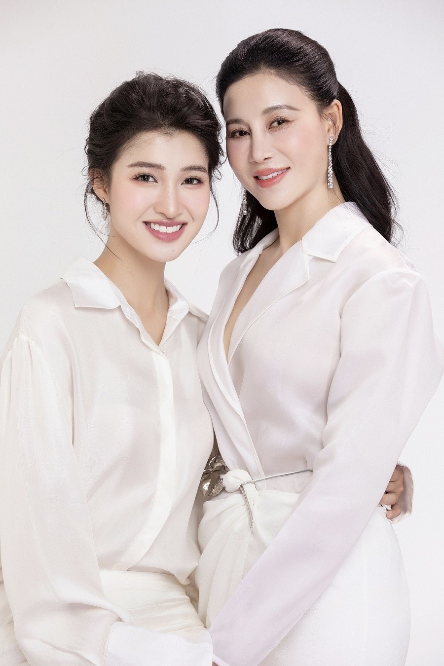 Á hậu Phương Nhi