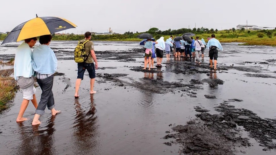 Hồ nhựa đường - điểm đến ưu thích của chuyên gia nghiên cứu và khách du lịch