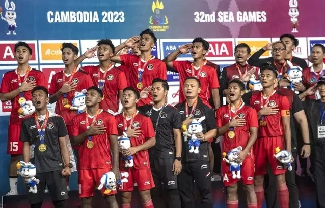 Việt Nam đứng đầu bảng tổng sắp huy chương SEA Games 32; U22 Indonesia giành HCV bóng đá nam