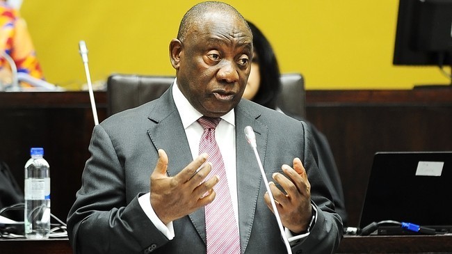 Lần hiếm hoi hai tổng thống Nga và Ukraine cùng chung phản ứng về một ý tưởng hòa bình, khối châu Phi 'xuất chiêu'