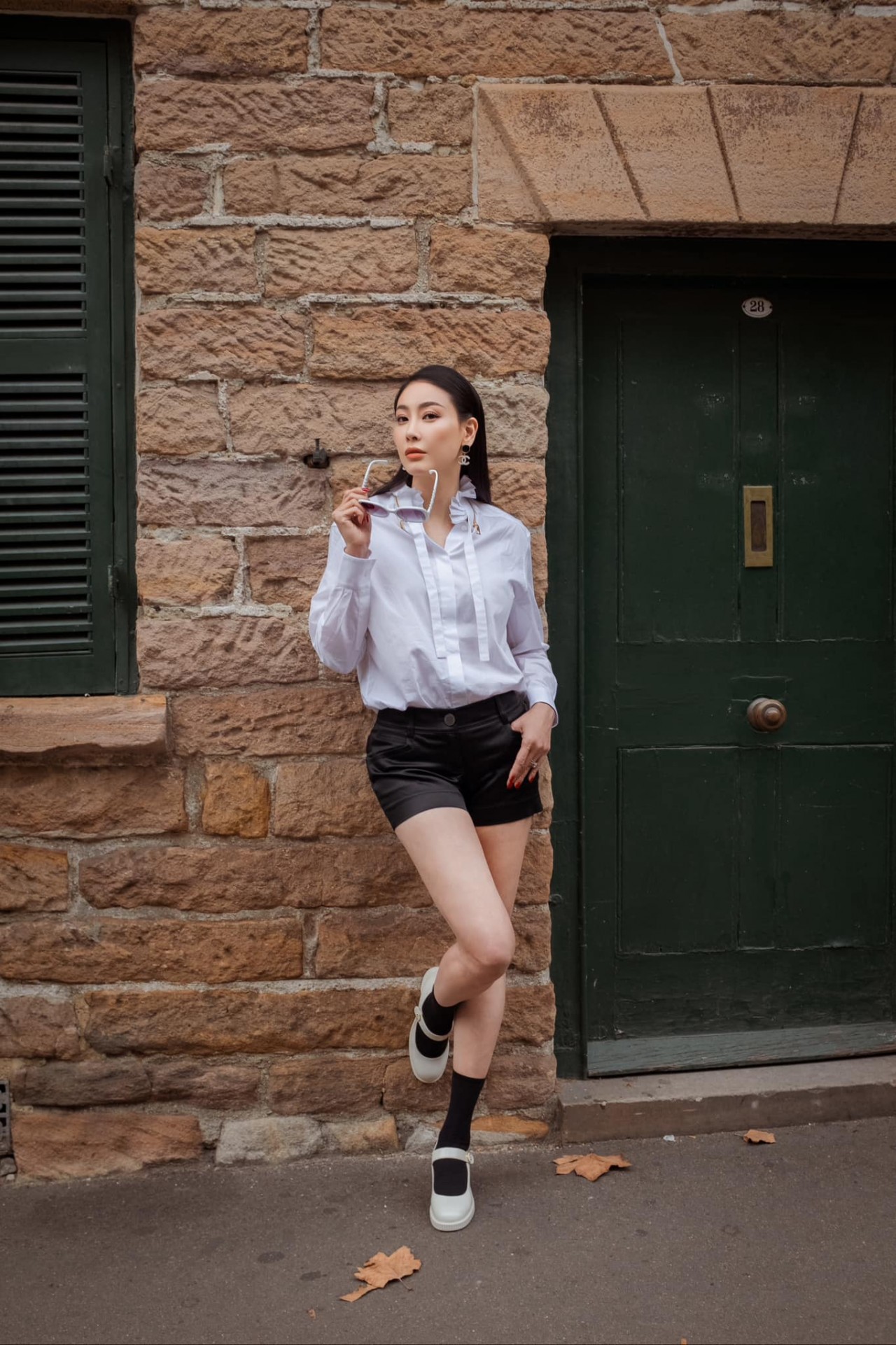 Hoa hậu Hà Kiều Anh đăng bộ ảnh mừng tuổi mới