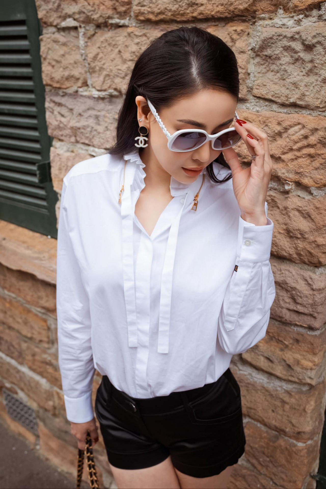 Hoa hậu Hà Kiều Anh đăng bộ ảnh mừng tuổi mới