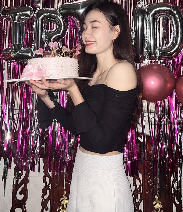 Hoa khôi bóng chuyền Kim Thanh