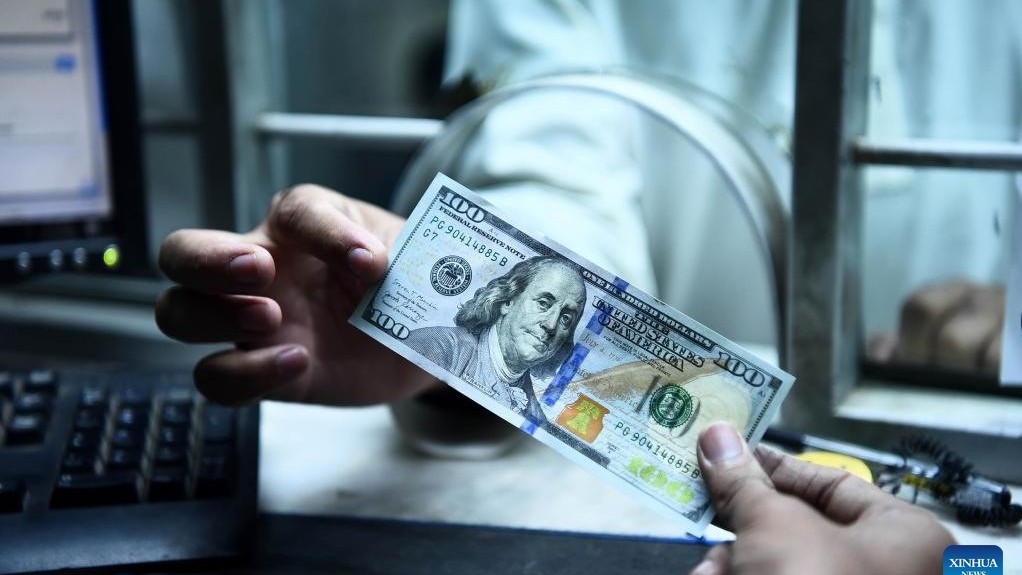 Trung Quốc, BRICS và những đối thủ nào đang 'nhăm nhe' lật đổ sự thống trị của đồng USD?