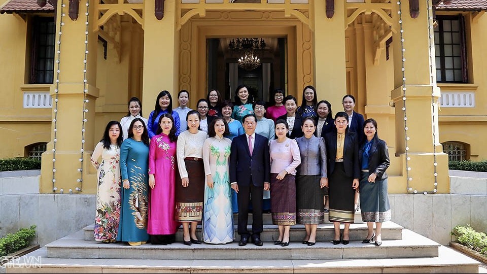 Giao lưu Ban nữ công Bộ Ngoại giao Việt Nam-Lào: Thắt chặt tình đoàn kết và quan hệ đặc biệt giữa hai nước