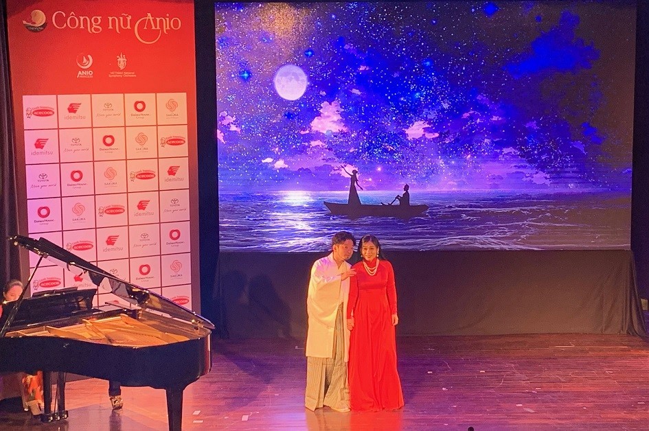 Nghệ sĩ Nhật Bản: Hát opera bằng tiếng Việt là một trải nghiệm thú vị với nhiều niềm vui Nghệ sĩ Nhật Bản: Hát opera bằng tiếng Việt là một trải nghiệm thú vị nhiều niềm vui