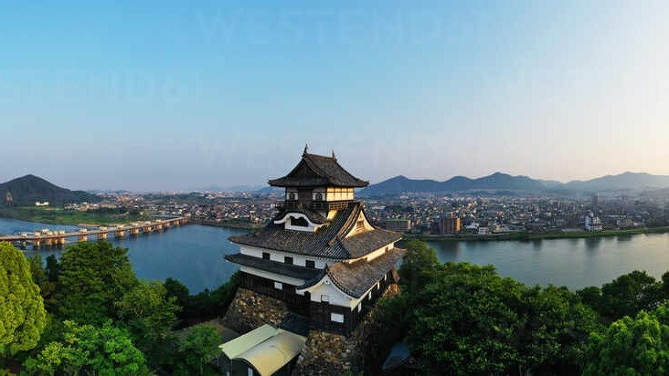 13 lâu đài đẹp nhất Nhật Bản vẫn mang vẻ đẹp nguyên sơ