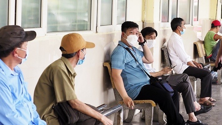 Covid-19 ngày 19/5: 1.980 ca mắc mới; hơn 400 người khỏi bệnh, 88 F0 đang thở oxy