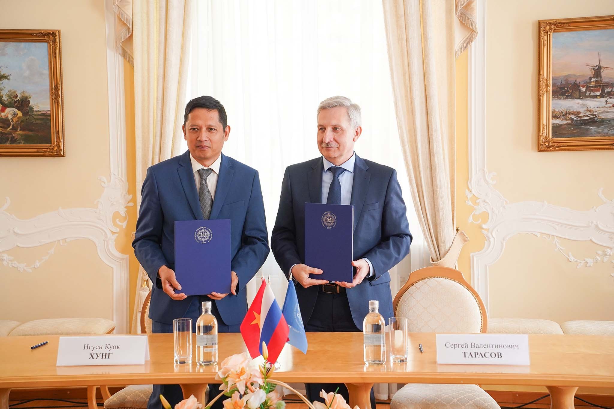 Thúc đẩy hợp tác giảng dạy tiếng Việt và tiếng Nga giữa hai nước