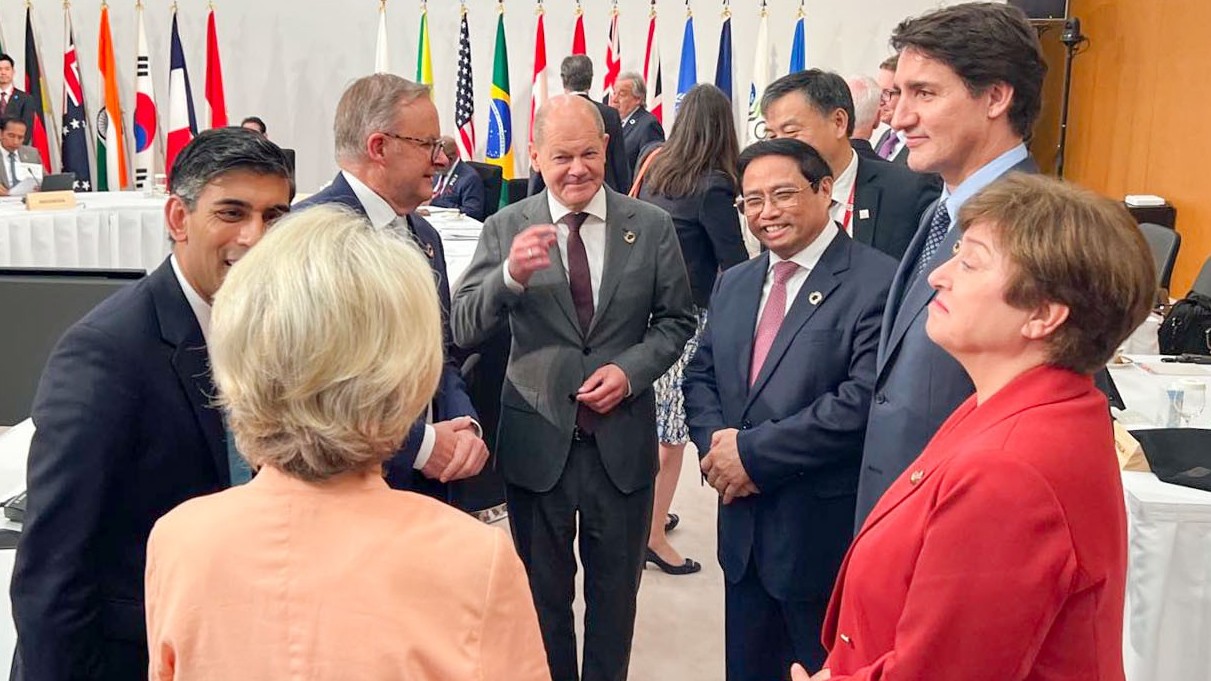 VIDEO: Thủ tướng Phạm Minh Chính tiếp xúc các nhà lãnh đạo thế giới tham dự Hội nghị thượng đỉnh G7 mở rộng