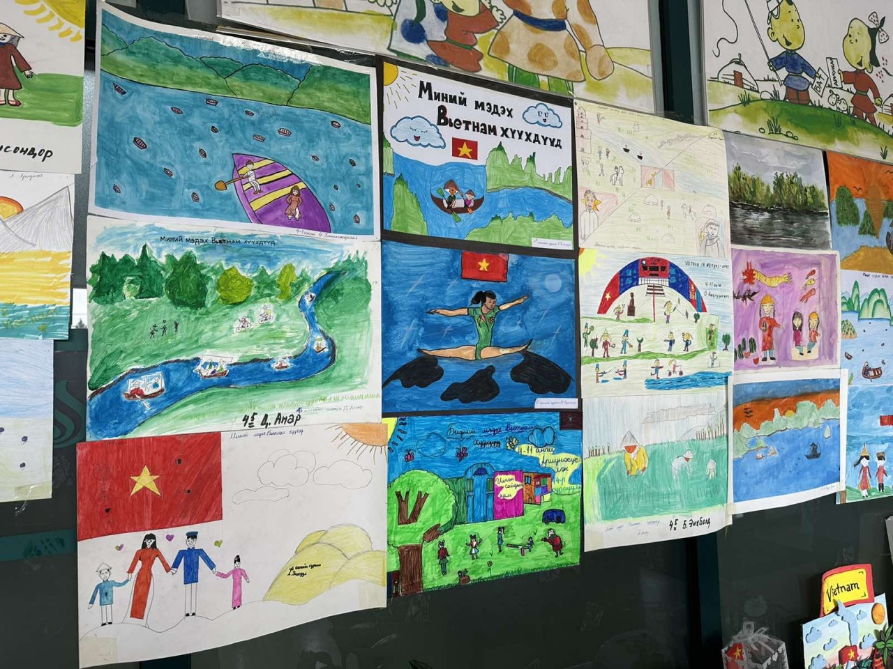 Tác phẩm của các cháu học sinh nhà trường.