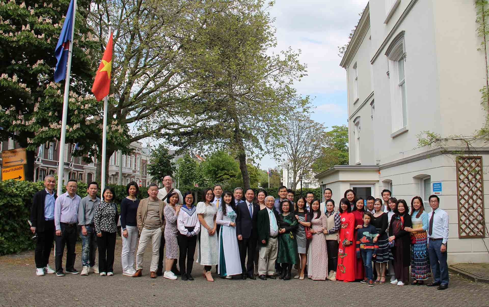 Chuỗi hoạt động kỷ niệm 133 năm ngày sinh Chủ tịch Hồ Chí Minh tại Hà Lan