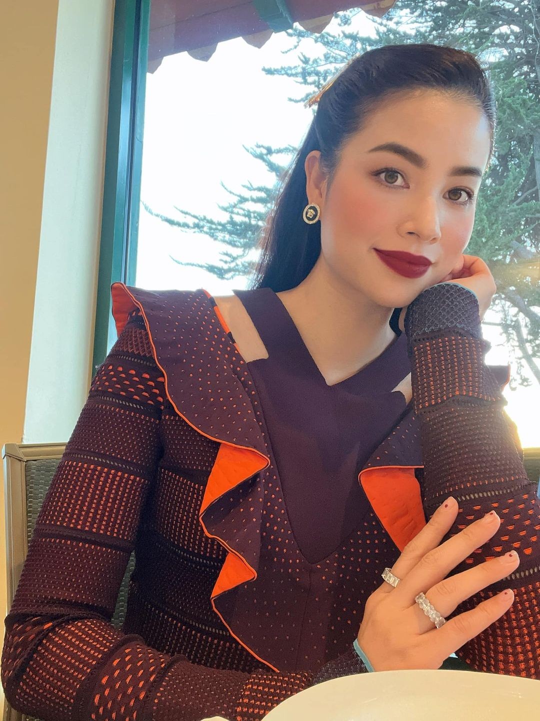 Hoa hậu Phạm Hương