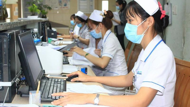 Đối tượng hưởng phụ cấp ưu đãi nghề y tế tại Nghị định 05/2023?