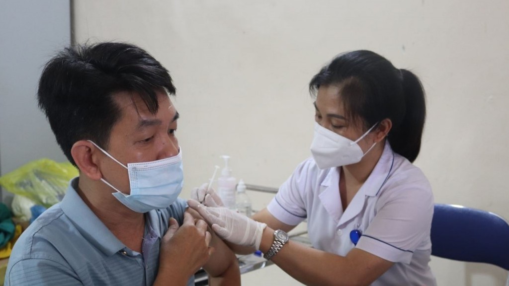 Covid-19 ngày 24/5: Gần 1.100 ca mắc mới, 522 ca khỏi bệnh, 69 F0 thở oxy