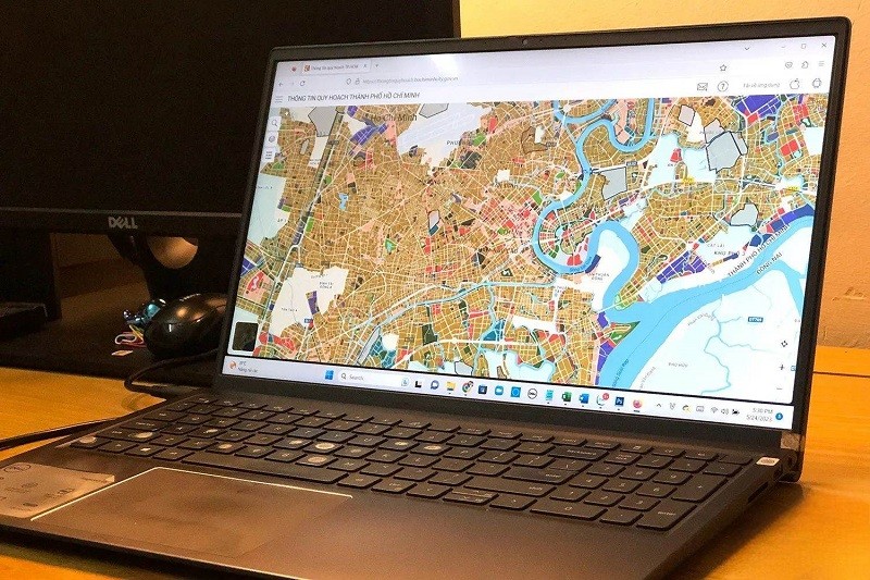 Tra cứu sổ đỏ online giúp người dân nắm rõ thông tin và tình trạng pháp lý của mảnh đất một cách nhanh chóng. Tra cứu sổ đỏ online giúp người dân nắm rõ thông tin và tình trạng pháp lý của mảnh đất một cách nhanh chóng.