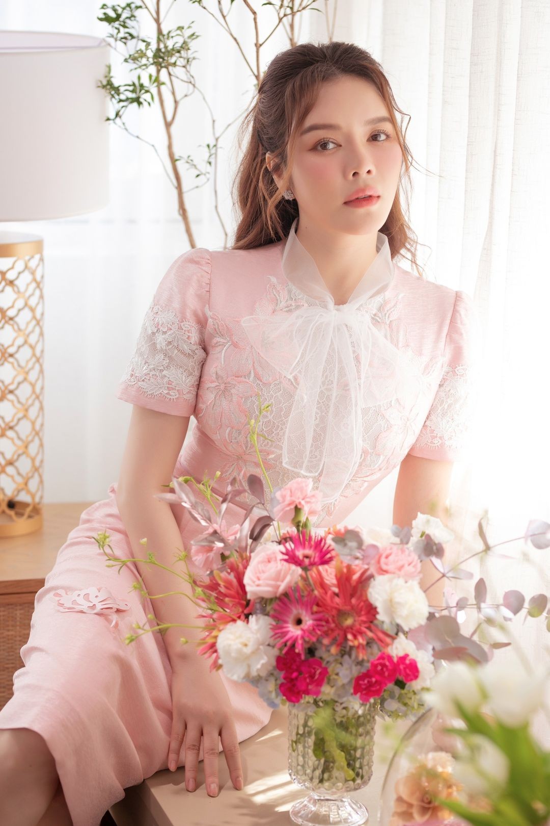 Diễn viên Lý Nhã Kỳ Diễn viên Lý Nhã Kỳ