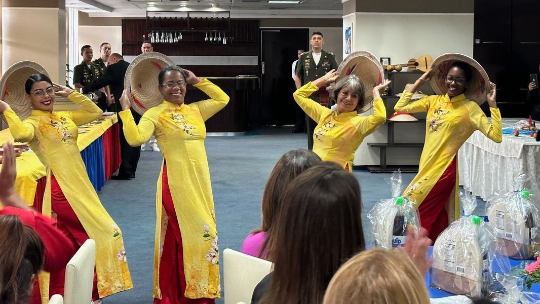 Điệu múa nón, món ăn Việt được lan tỏa tại Venezuela