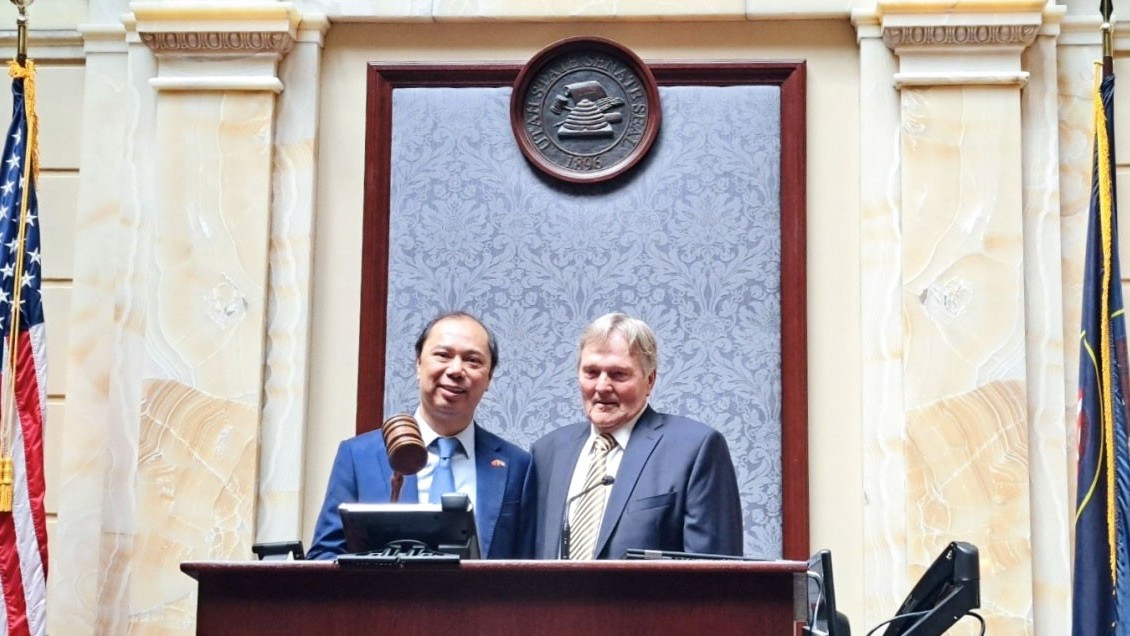 Đại sứ Nguyễn Quốc Dũng thăm, làm việc tại bang Utah, Hoa Kỳ