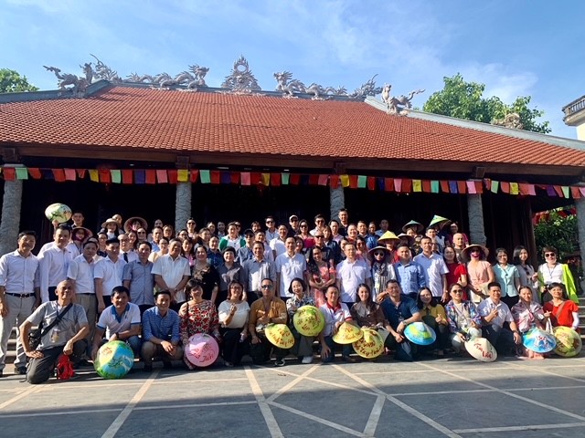 Sắc vàng Tam Cốc-Tràng An làm xao lòng du khách Sắc vàng Tam Cốc-Tràng An làm xao lòng du khách