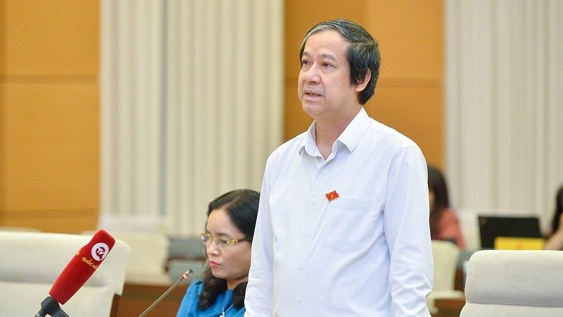 Bộ trưởng Giáo dục và Đào tạo mong đại biểu ủng hộ việc tăng phụ cấp ưu đãi cho nhà giáo