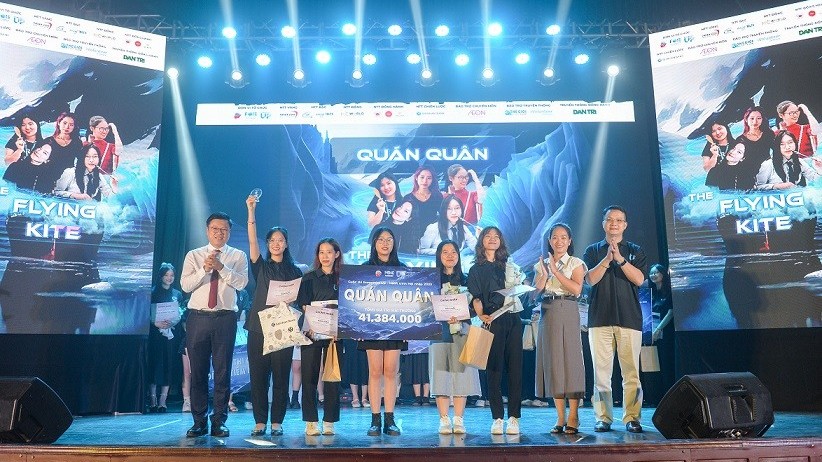 Chung kết Cuộc thi Economist Up - Hành trình Hội nhập 2023