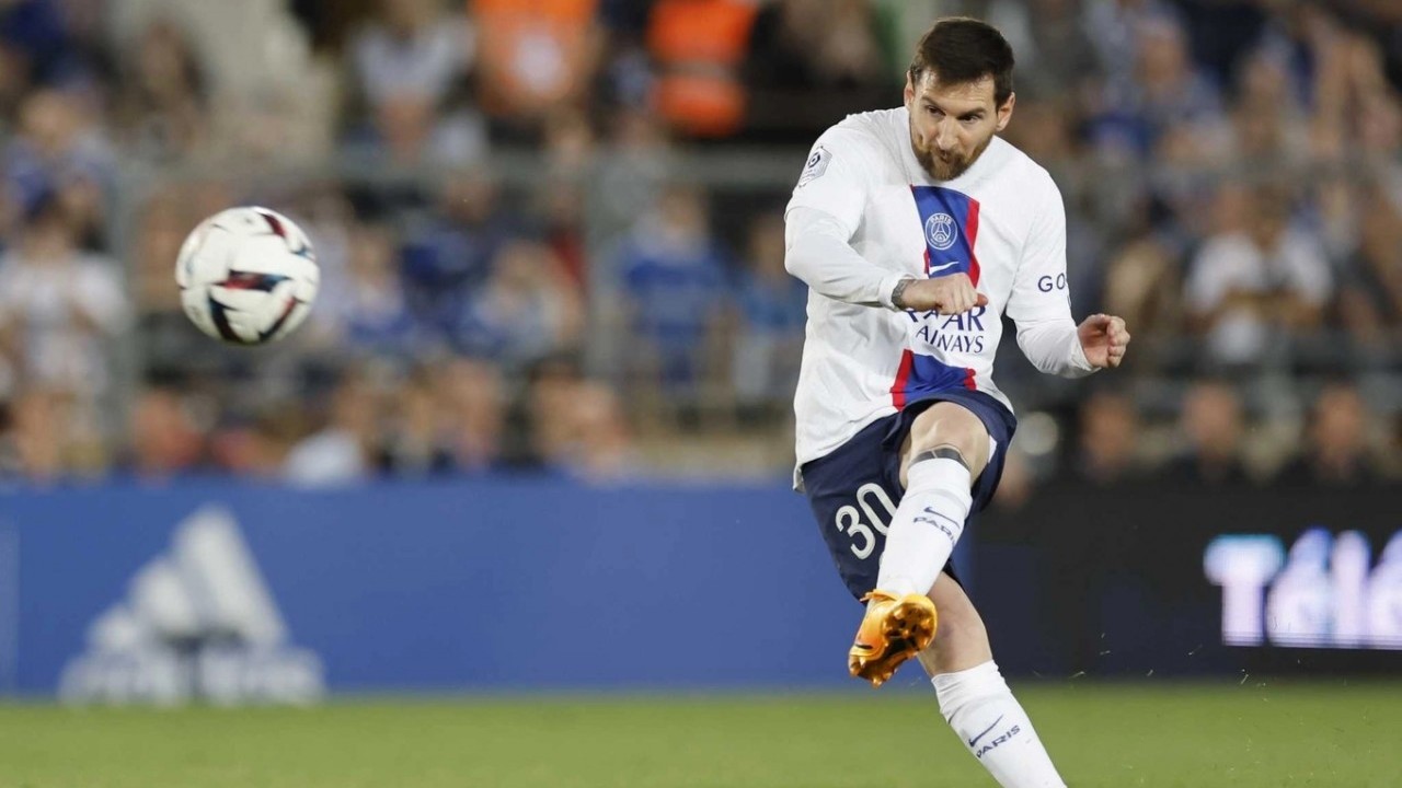 Lionel Messi độc chiếm kỷ lục ghi bàn ở 5 giải vô địch quốc gia