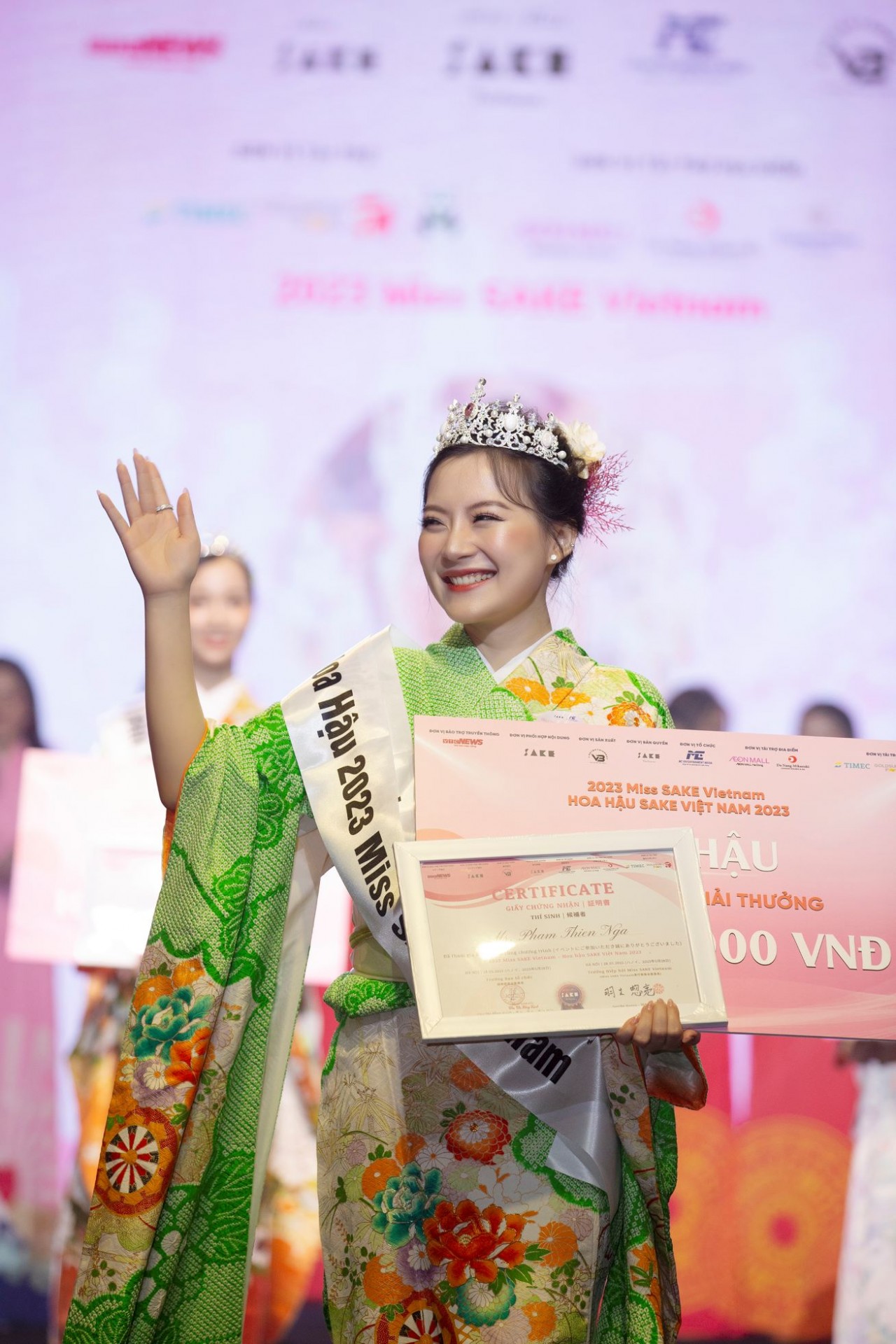 Miss Sake Vietnam gọi tên Phạm Thiên Nga Miss Sake Vietnam gọi tên Phạm Thiên Nga
