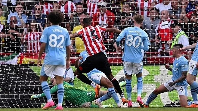 Ngoại hạng Anh 2022/23: Man City dẫn đầu; Southampton, Leeds và Leicester xuống hạng