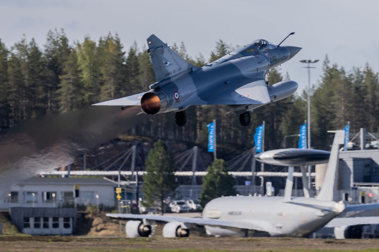 Điểm tin thế giới sáng 30/5: Quốc vương Campuchia thăm Ấn Độ,