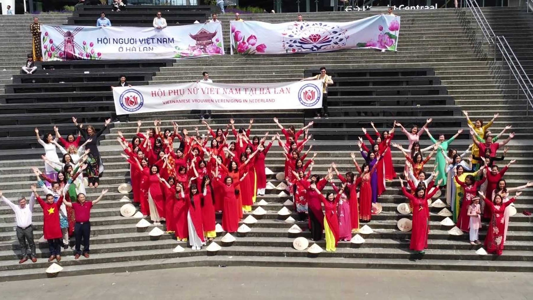 Thắm đượm tình đoàn kết cộng đồng người Việt tại Hà Lan