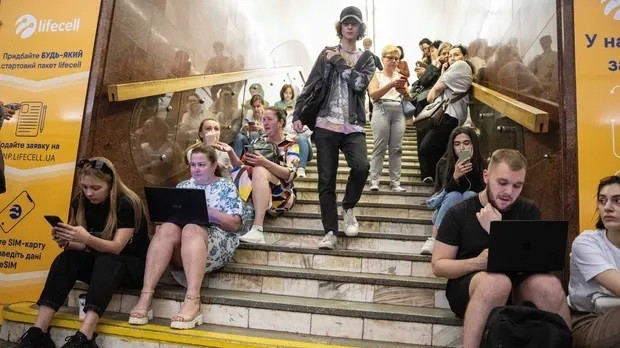 Tình hình Ukraine: Nga không kích dồn dập quy mô lớn, tám nước châu Phi 'gật đầu' với Kiev