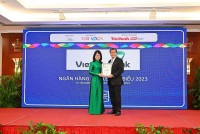 Vietcombank được trao 3 giải thưởng quan trọng tại diễn đàn Ngân hàng bán lẻ Việt Nam 2023