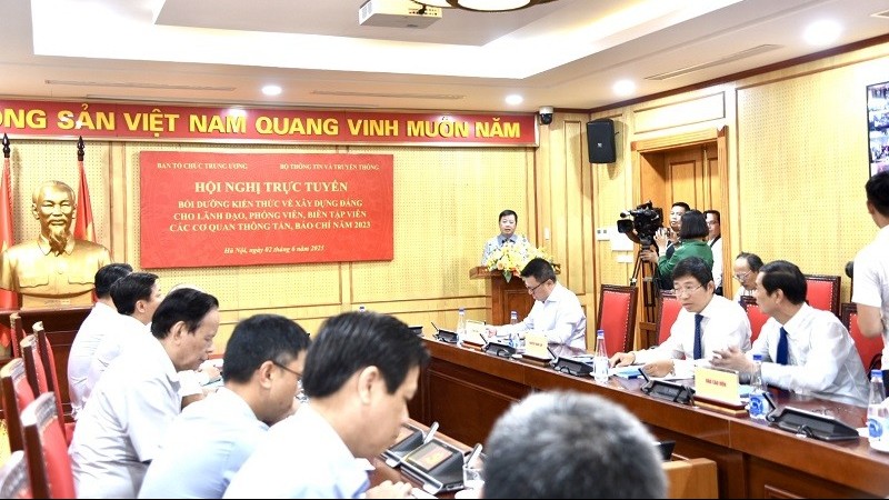 Viết về xây dựng Đảng cần sự mới mẻ và hấp dẫn