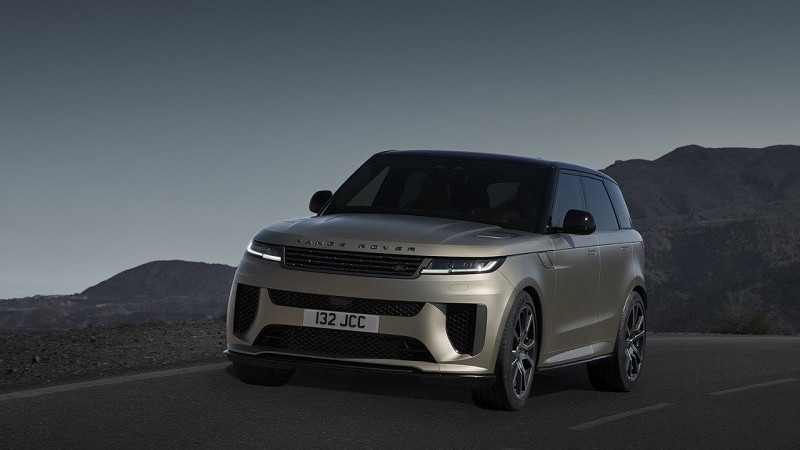 Cận cảnh mẫu SUV hạng sang Range Rover Sport SV 2023: Sức mạnh vượt trội 626 mã lực