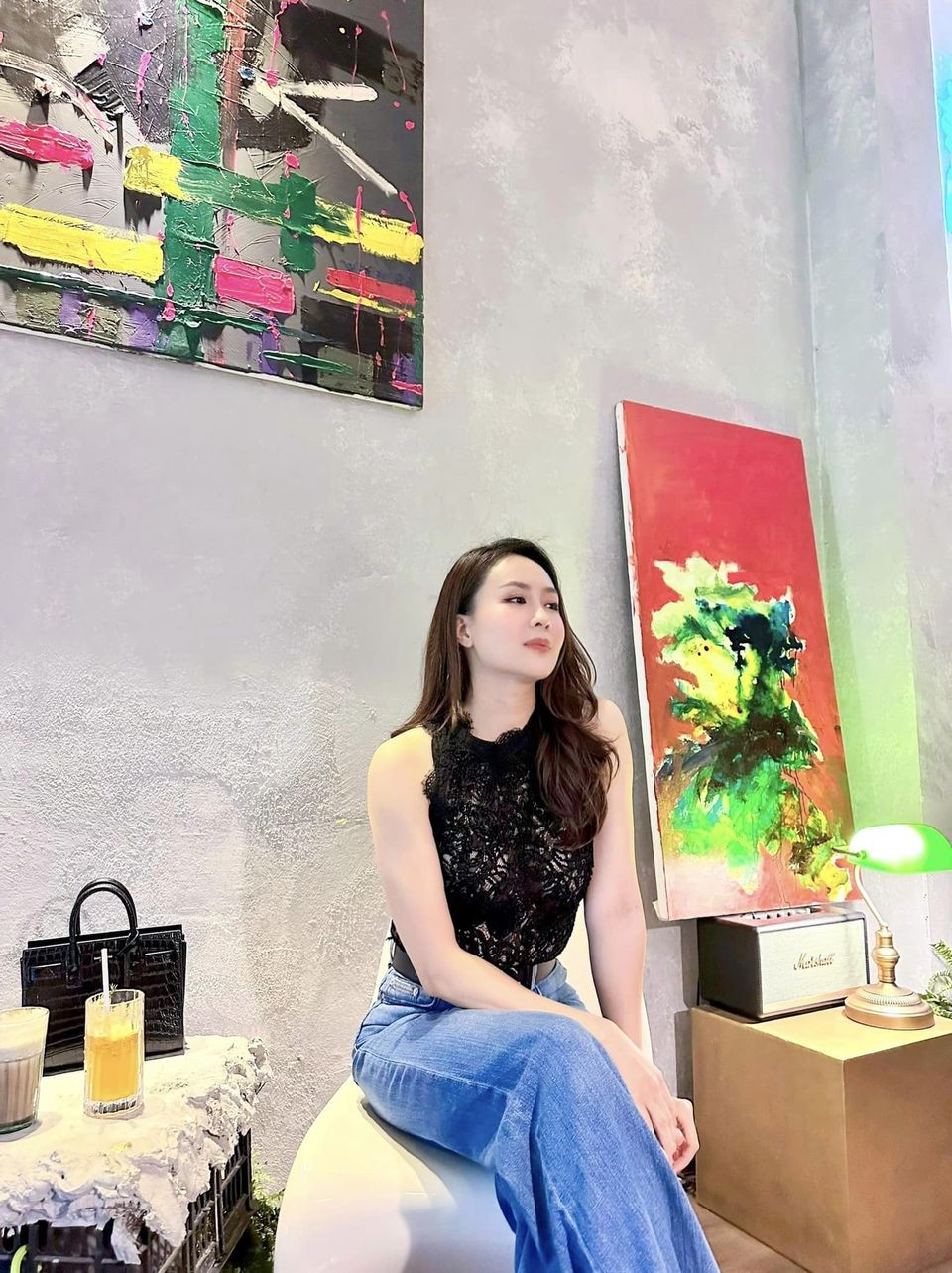 Sao Việt: Hoa hậu Đặng Thu Thảo xinh đẹp rạng ngời