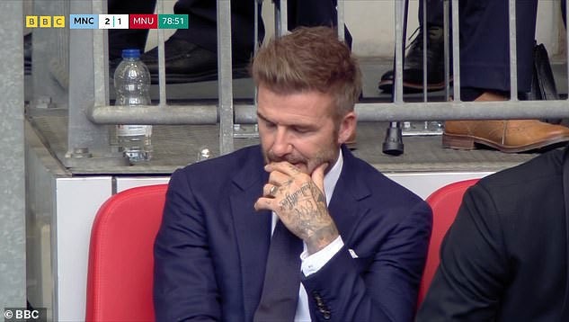 Bố con Beck vui buồn khi xem MU đá chung kết FA Cup