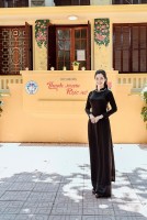 Hoa hậu Nông Thúy Hằng tốt nghiệp đại học loại giỏi, từng nhận giải thưởng về nghiên cứu khoa học