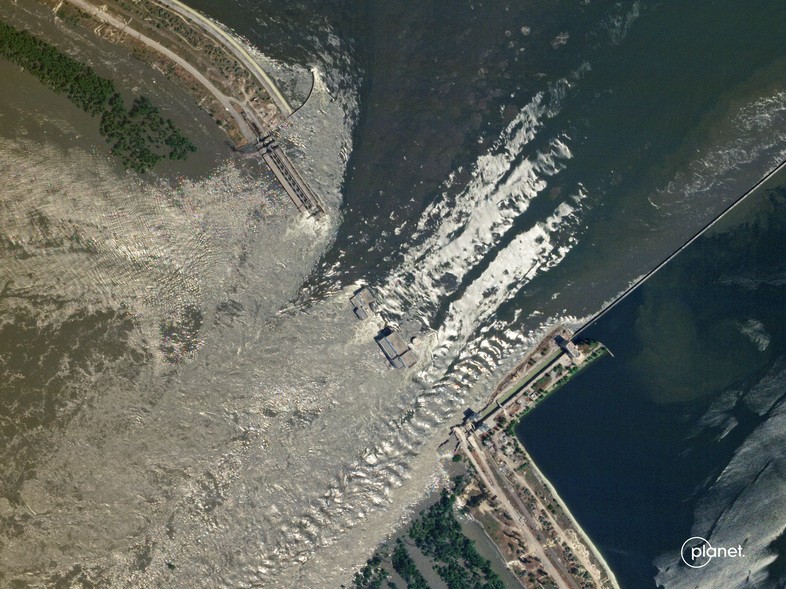 Tình hình Ukraine: Kiev họp gấp về kế hoạch phản công vì vụ vỡ đập Kakhovka; Trung Quốc hối kiềm chế