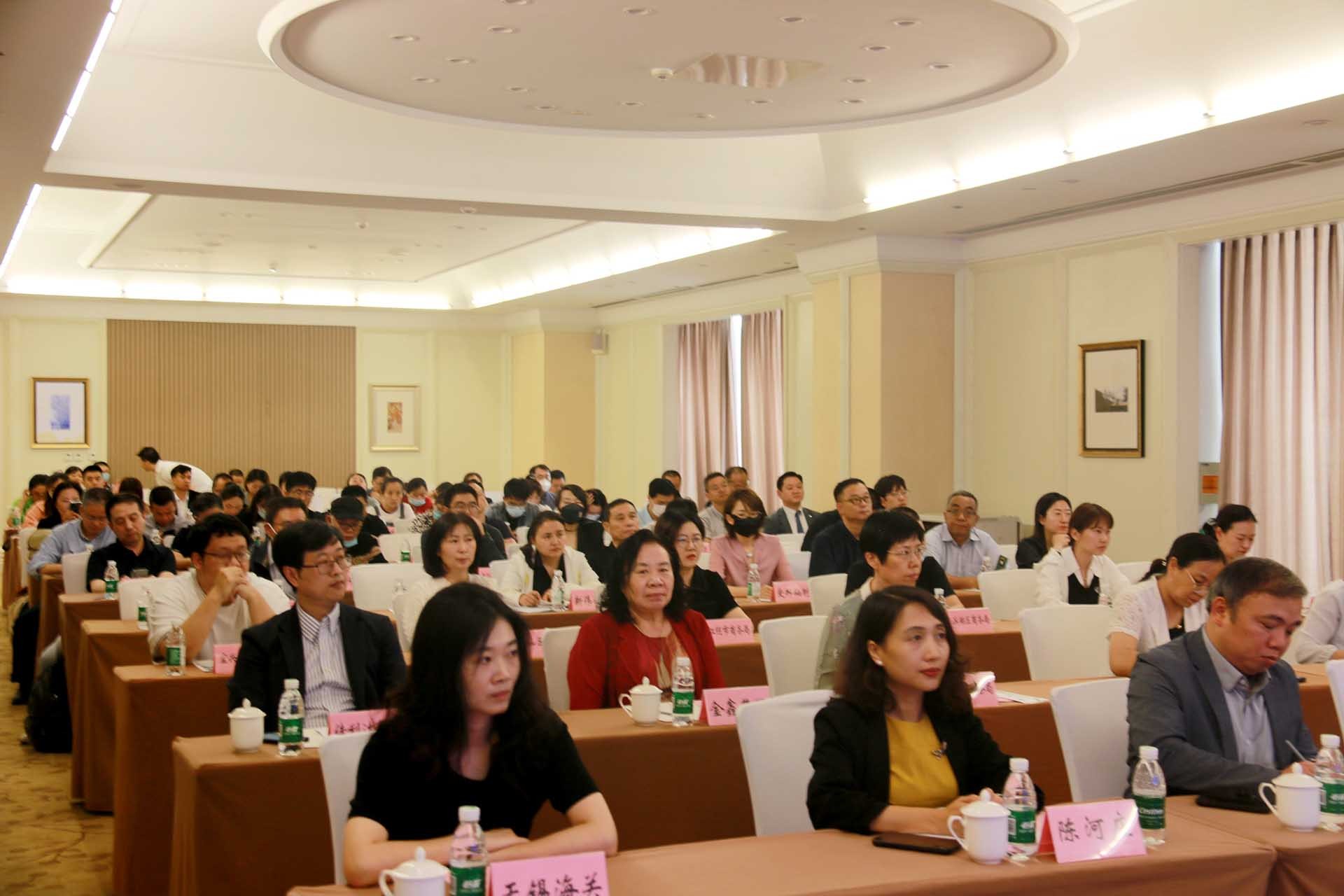 Tọa đàm giới thiệu môi trường kinh doanh, đầu tư của Việt Nam tại Vô Tích, Trung Quốc