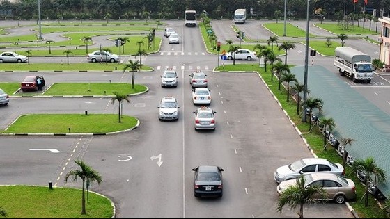 Chính sách kinh tế có hiệu lực từ tháng 8/2023: Tăng phí sát hạch bằng lái xe, quy định mới về nhập khẩu hàng phục vụ in, đúc tiền