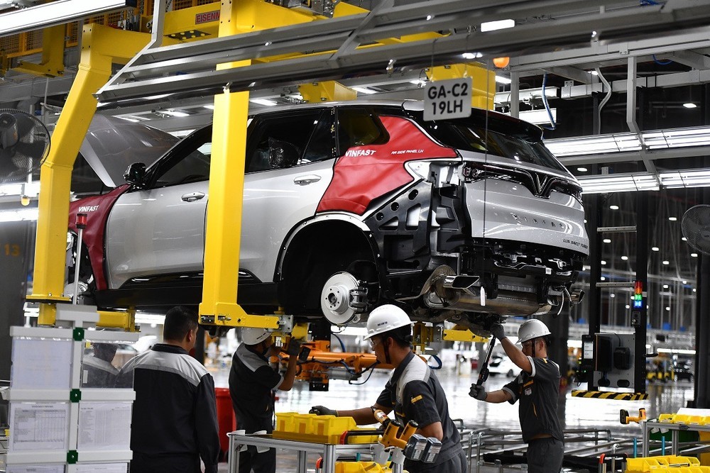 Đề xuất giảm 50% lệ phí trước bạ với ô tô sản xuất, lắp ráp trong nước đến hết 31/12/2023 Đề xuất giảm 50% lệ phí trước bạ với ô tô sản xuất, lắp ráp trong nước đến hết 31/12/2023