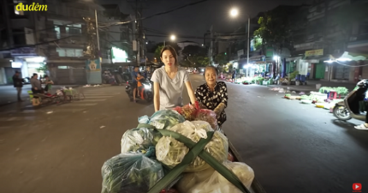 Hoa hậu Thùy Tiên được vinh danh tại Giải thưởng Phát thanh và Truyền hình châu Á-Thái Bình Dương