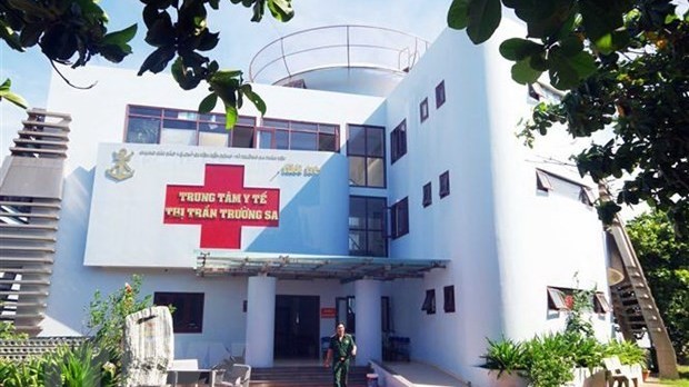Tăng cường năng lực cung ứng dịch vụ y tế khu vực biển, đảo
