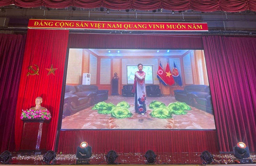 Từng bừng Hội diễn văn nghệ quần chúng Bộ Ngoại giao năm 2023