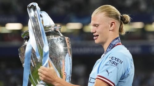Cỗ máy ghi bàn Erling Haaland giành danh hiệu Vua phá lưới Champions League 2022/23