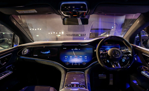 Cận cảnh Mercedes-AMG EQE 53 4Matic+ ra mắt tại Malaysia