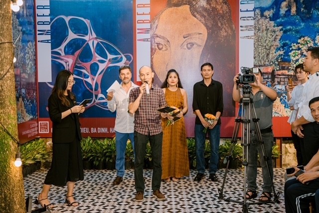 Triển lãm 'AMBER 3 Tính cách 1 Đam mê' dành cho cộng đồng yêu nghệ thuật tranh sơn mài Triển lãm 'AMBER 3 Tính cách 1 Đam mê' dành cho cộng đồng yêu nghệ thuật tranh sơn mài