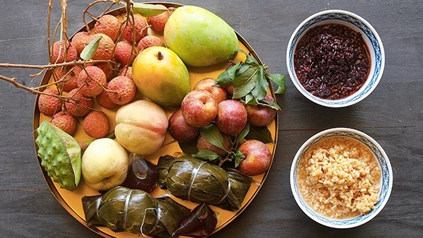 Tết Đoan Ngọ 2023 (mùng 5 tháng 5) là ngày nào Dương lịch? Tết Đoan Ngọ có được nghỉ làm không?