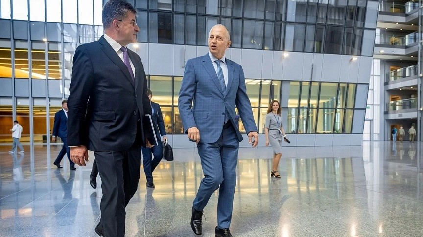 Tình hình Kosovo: Quan chức NATO nói hợp tác với EU ‘tiếp tục tạo ra sự khác biệt’, KFOR bổ sung 500 binh sĩ từ Thổ Nhĩ Kỳ